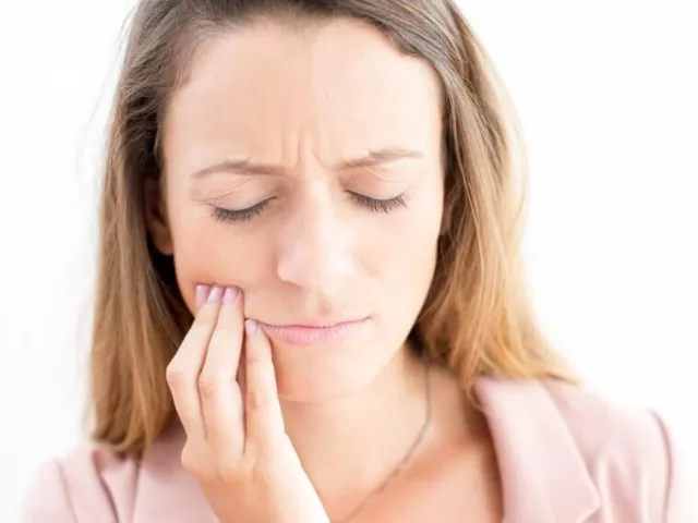 Do I Have TMJ? Questions To Ask Yourself About Your Symptoms